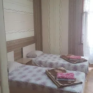 hostel-alex-1.sofiahotelsbg.com/