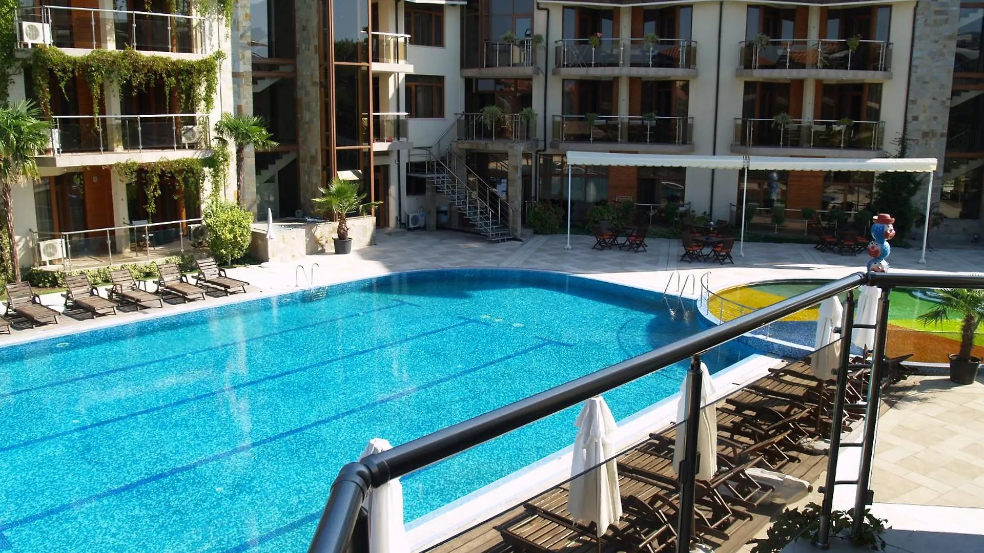 Laguna Beach Resort & Spa Sozopol 4*,